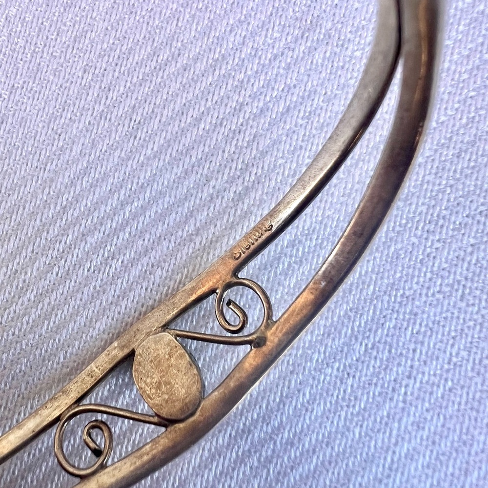 Vintage Turquoise & Solid Sterling Silver Cuff Bracelet - Picture 8 of 10